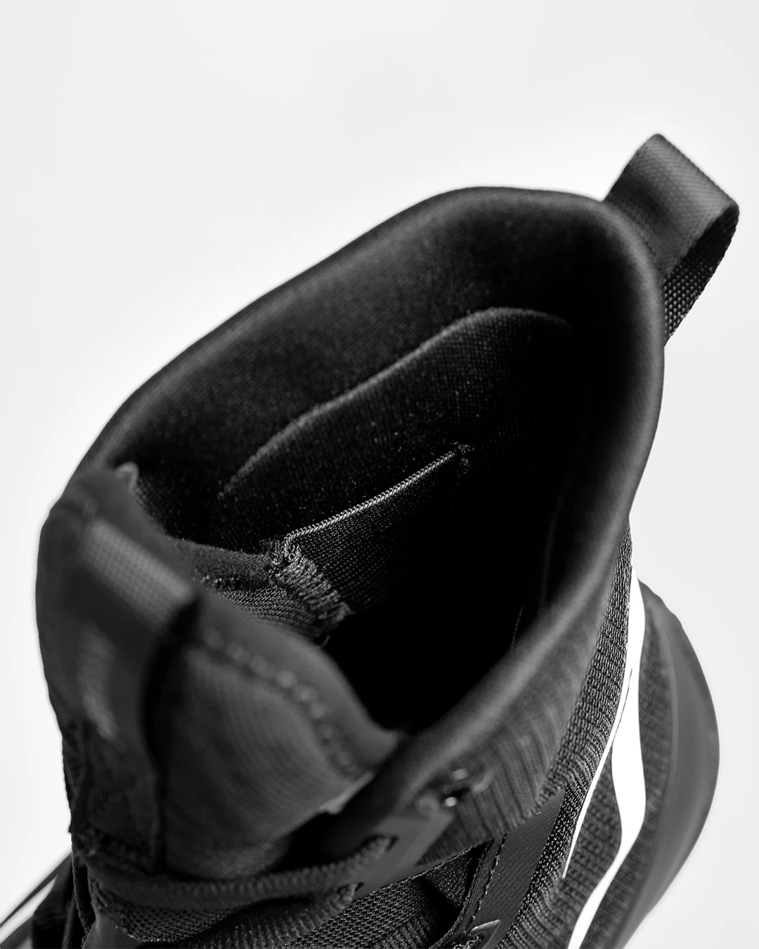 Impello 2.0 Boxing Boots - Black/White - Image 10