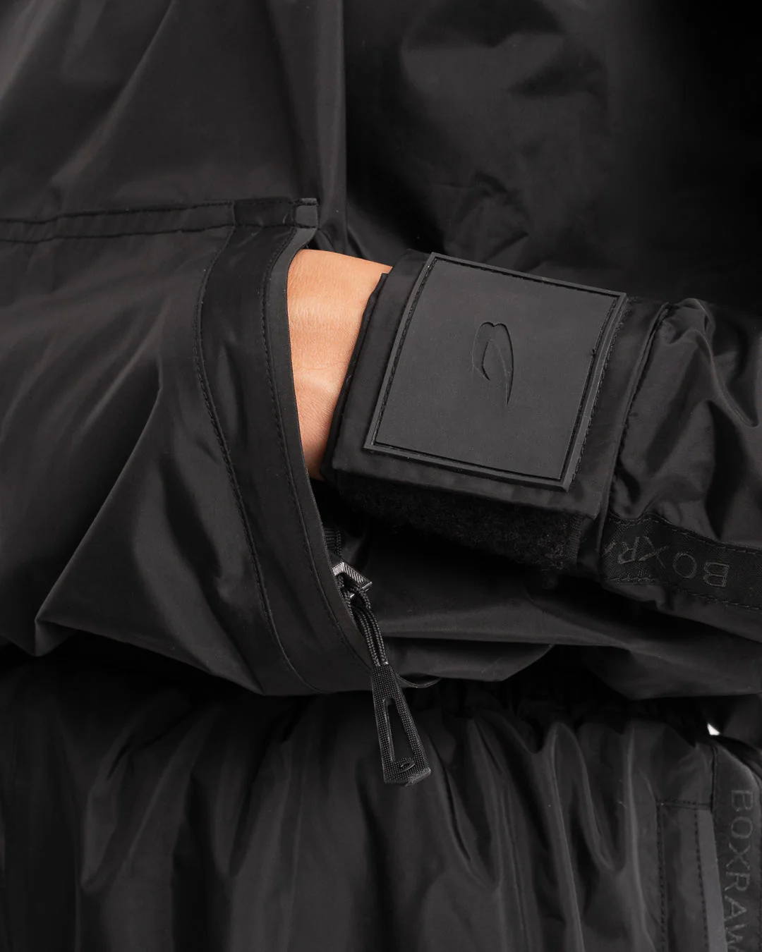 Hagler Sauna Suit 2.0 - Black - Image 9